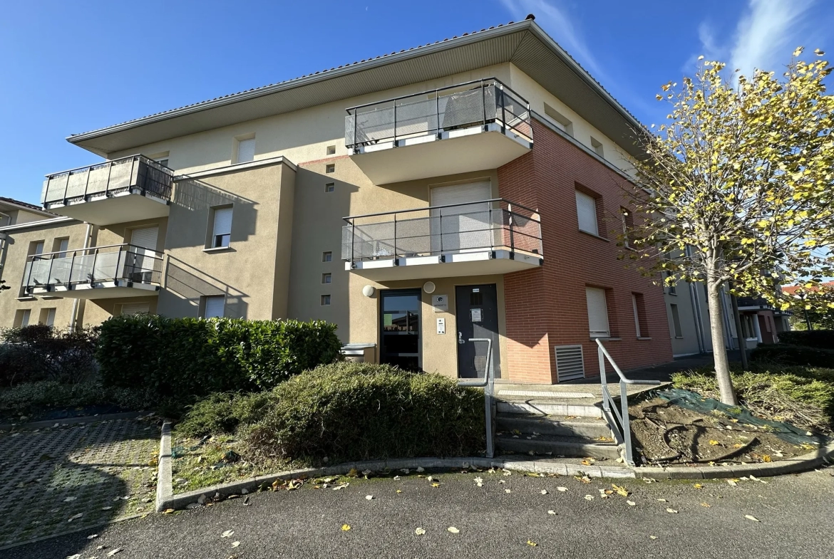 Appartement T2 de 40.38 m2 avec 2 parkings à Muret 