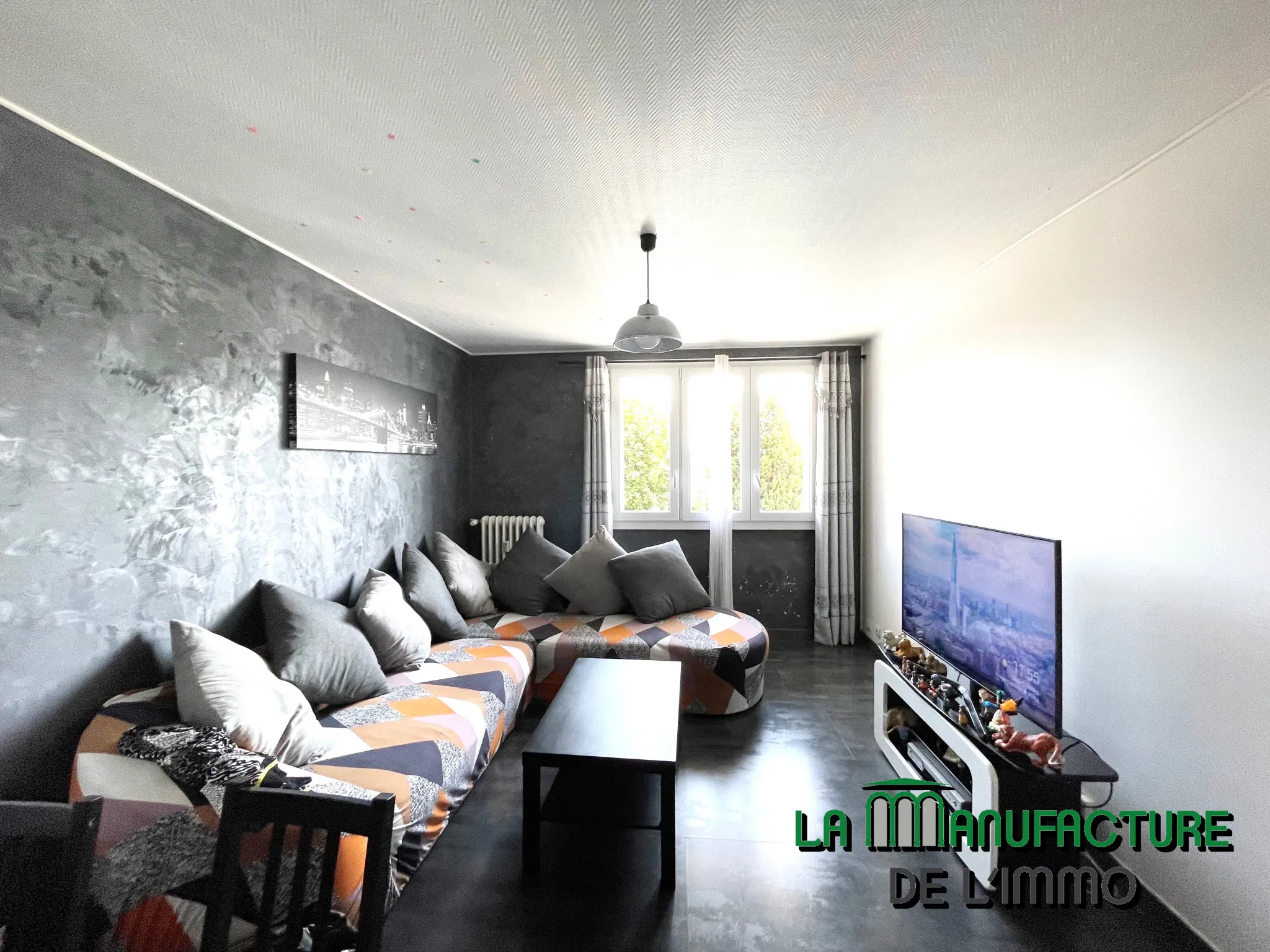 Appartement F3 traversant avec locataire en place - Cave - Centre 2/ Le Mont 