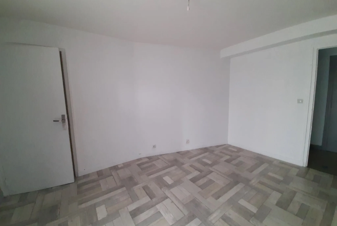 Appartement T2 de 50m2 avec 2 balcons à Saint-Etienne 