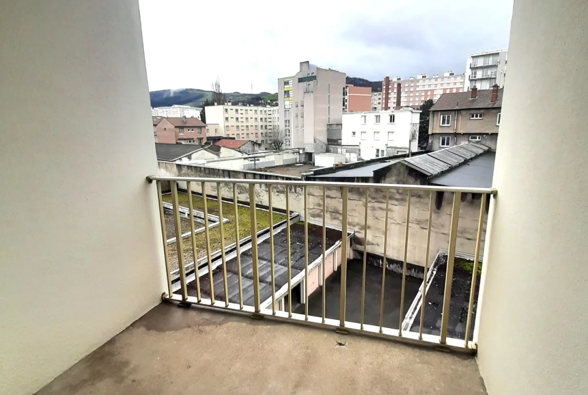 Appartement T2 de 50m2 avec 2 balcons à Saint-Etienne 