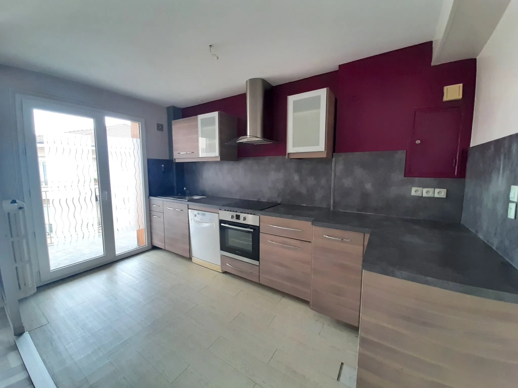 Appartement T2 de 50m2 avec 2 balcons à Saint-Etienne