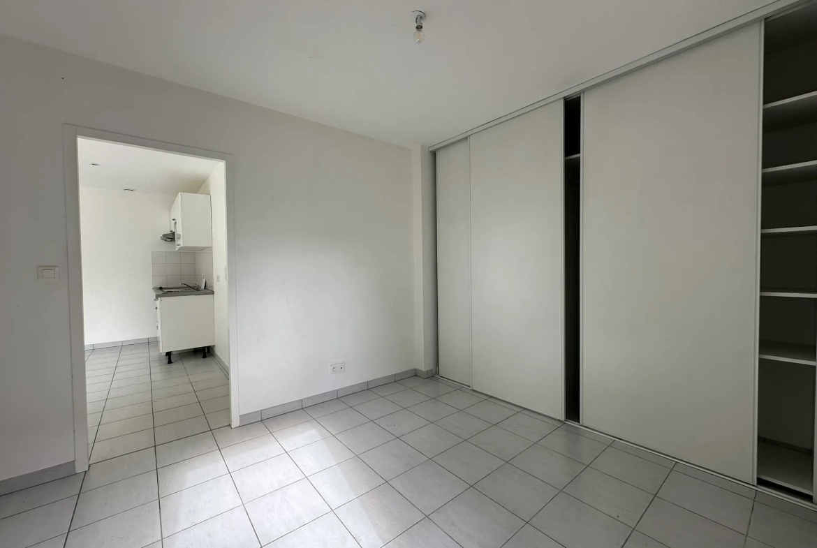 Appartement T2 à La Salvetat Saint Gilles 41.15 m2 