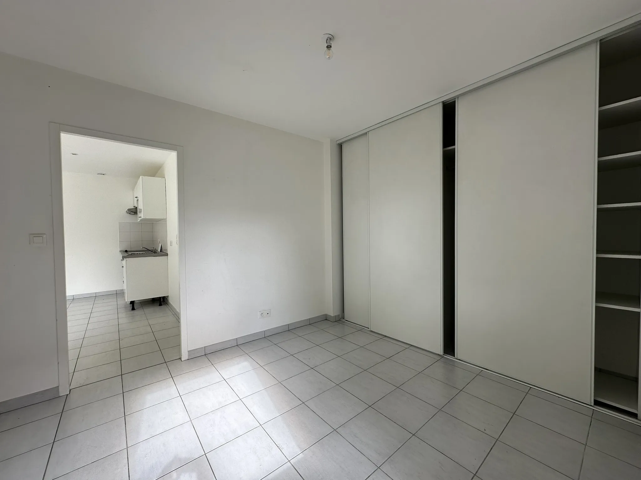 Appartement T2 à La Salvetat Saint Gilles 41.15 m2 