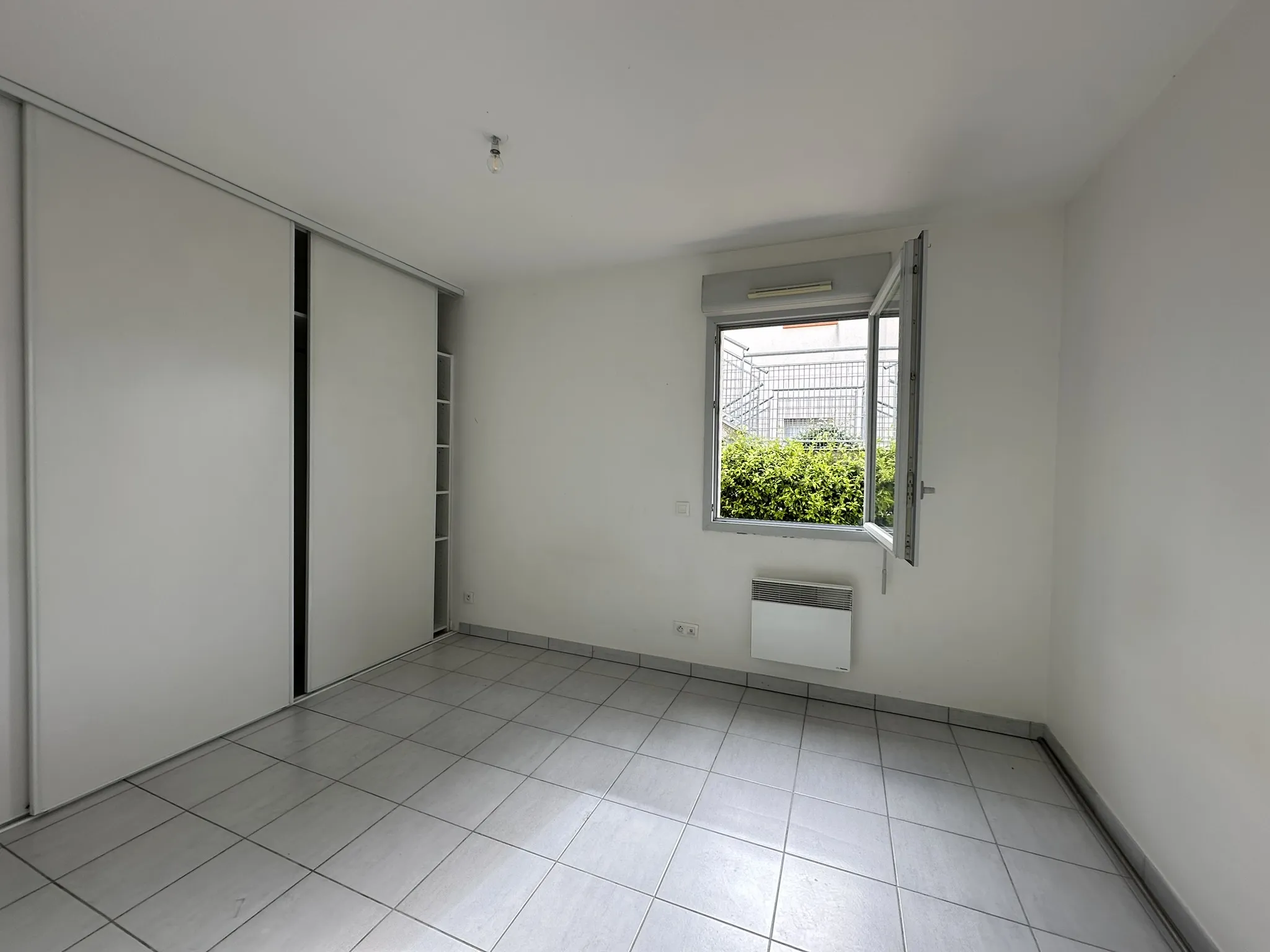 Appartement T2 à La Salvetat Saint Gilles 41.15 m2 