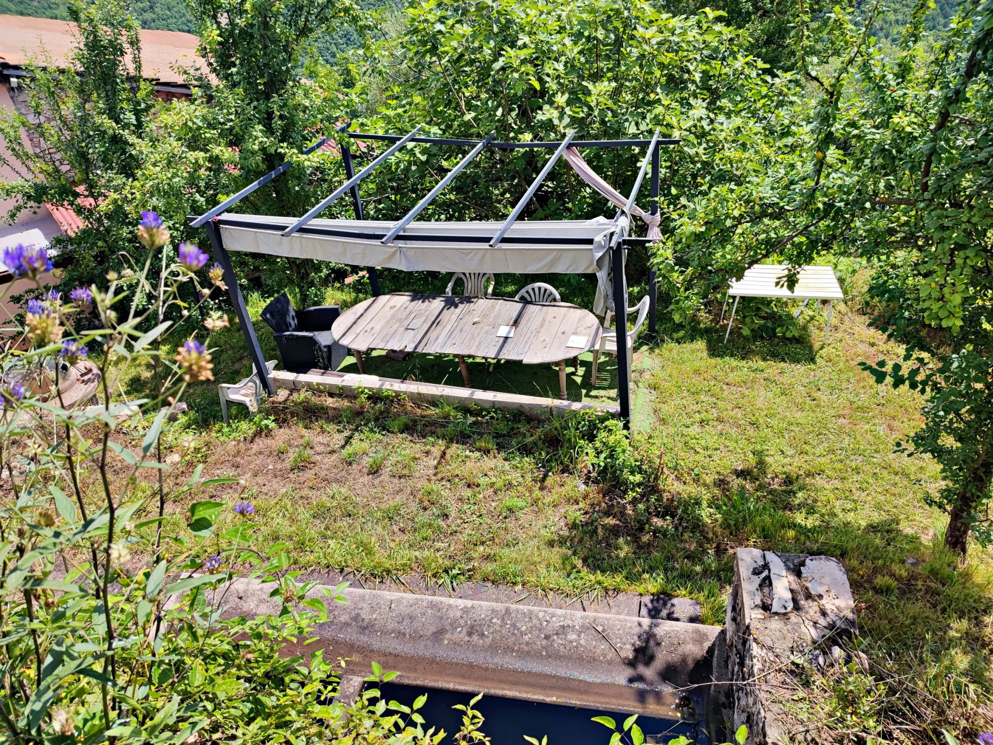 Propriété à Loda (Lantosque) avec vue panoramique sur la vallée 