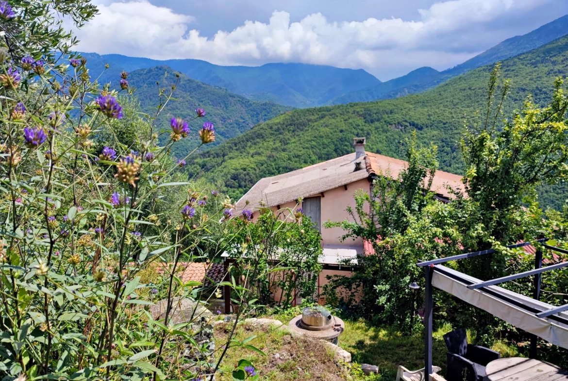 Propriété à Loda (Lantosque) avec vue panoramique sur la vallée 