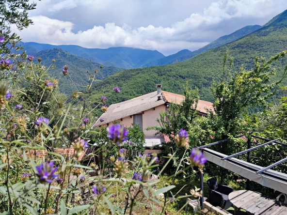 Propriété à Loda (Lantosque) avec vue panoramique sur la vallée