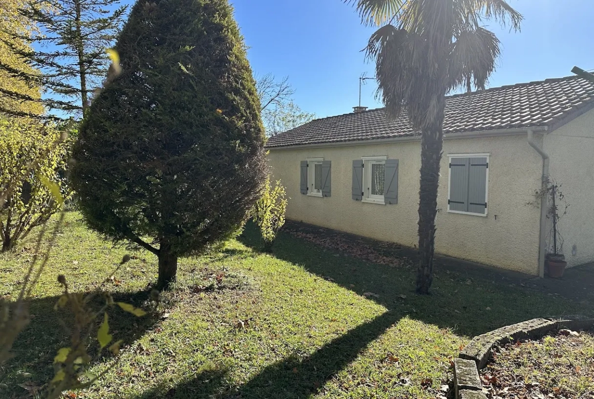 Single-Storey House in Mauvezin with Garage 