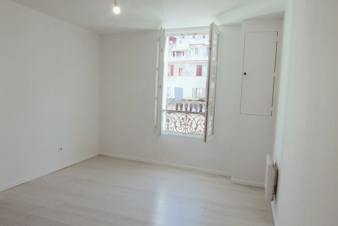 Appartement T3 avec balcon vue sur Vidourle 