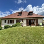 Maison spacieuse avec 5 chambres à Saint Clément en Corrèze