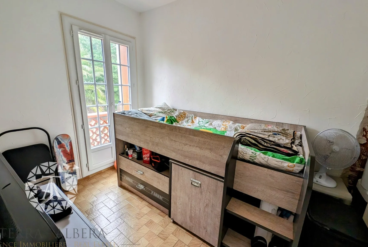 Appartement 4 pièces avec parking à Laroque des Albères 