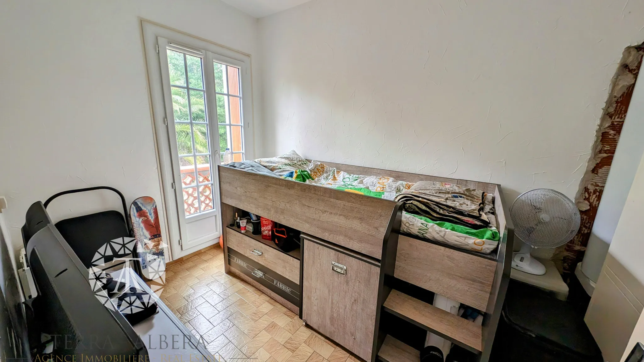 Appartement 4 pièces avec parking à Laroque des Albères 