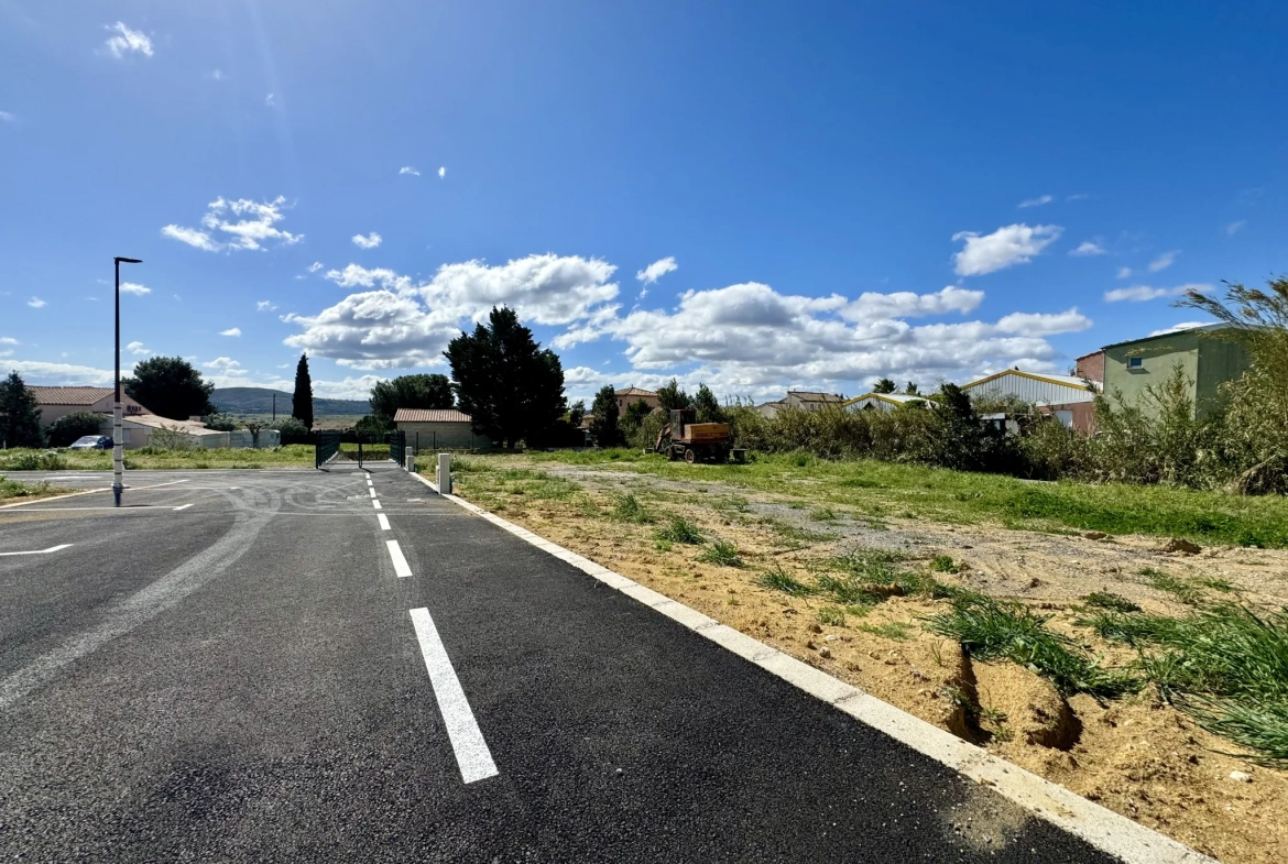 Terrain à bâtir de 360m2 au Pouget 