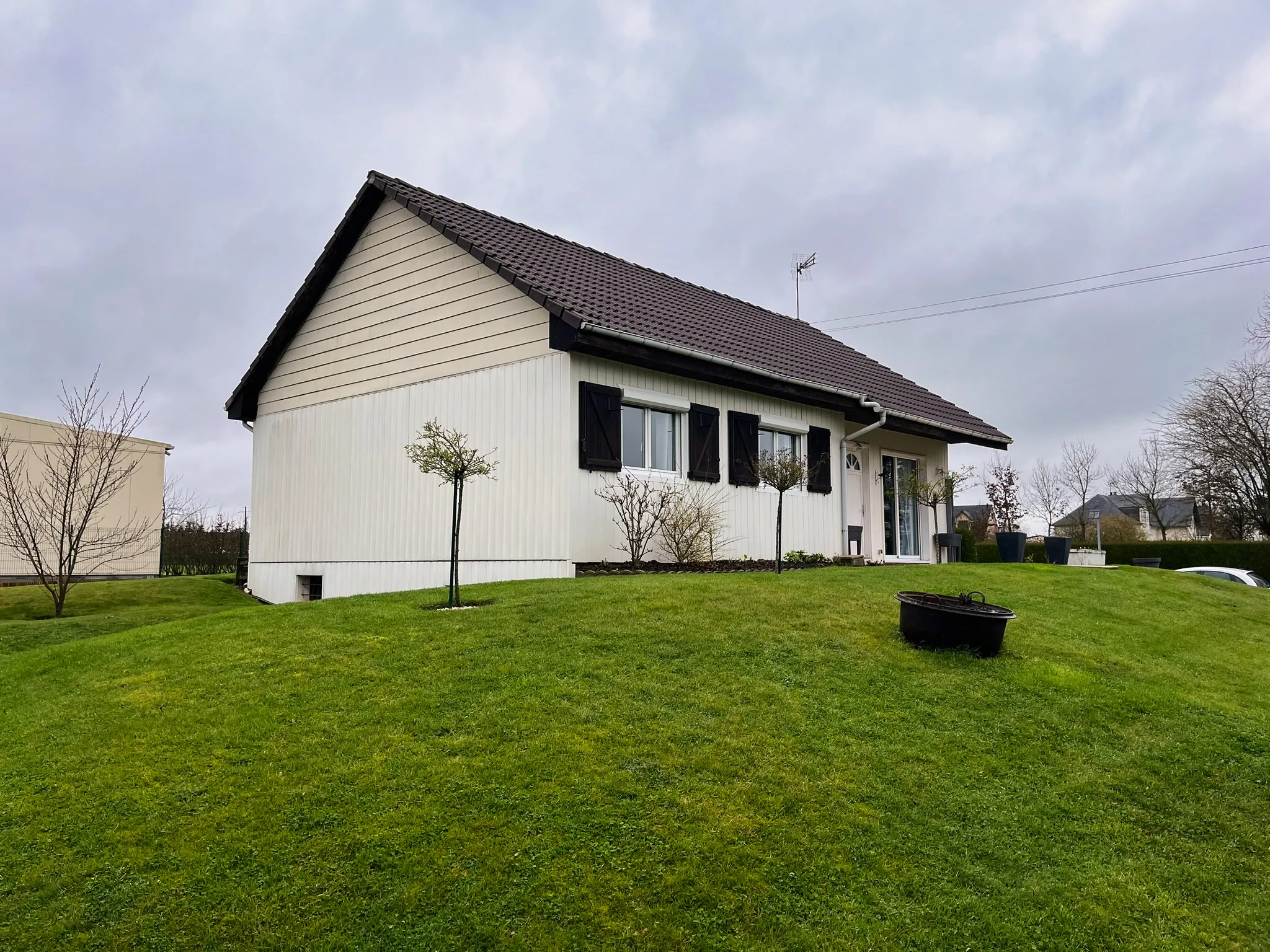 Pavillon de plain pied sur sous-sol complet - Yerville 