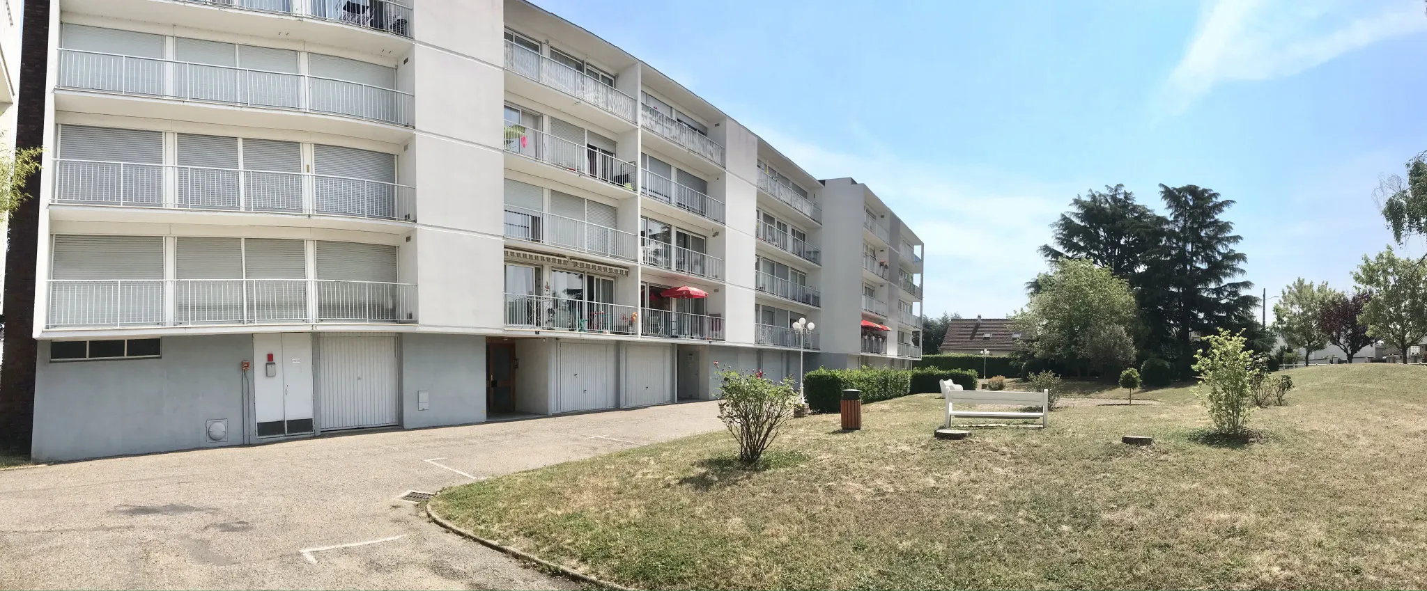 Appartement lumineux de 100m2 à Mantes-la-Ville 