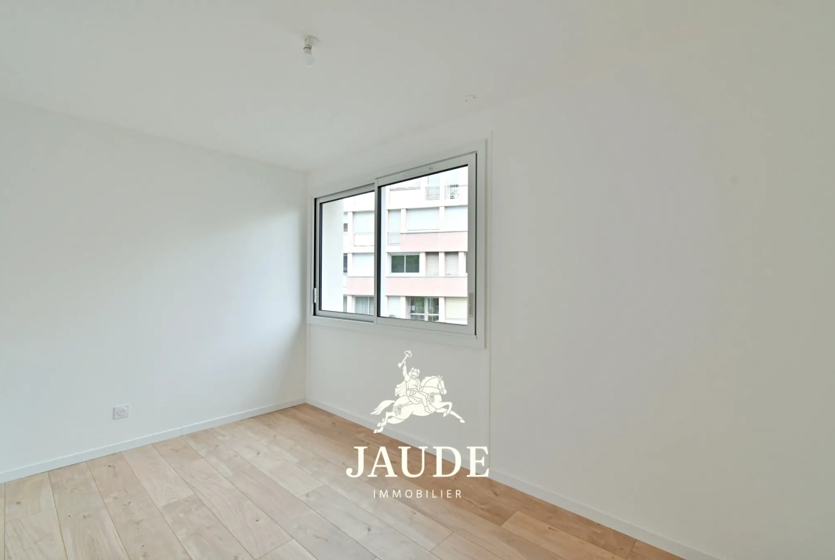 Appartement F4 de 69m2 à Clermont-Ferrand avec balcon et box couvert 