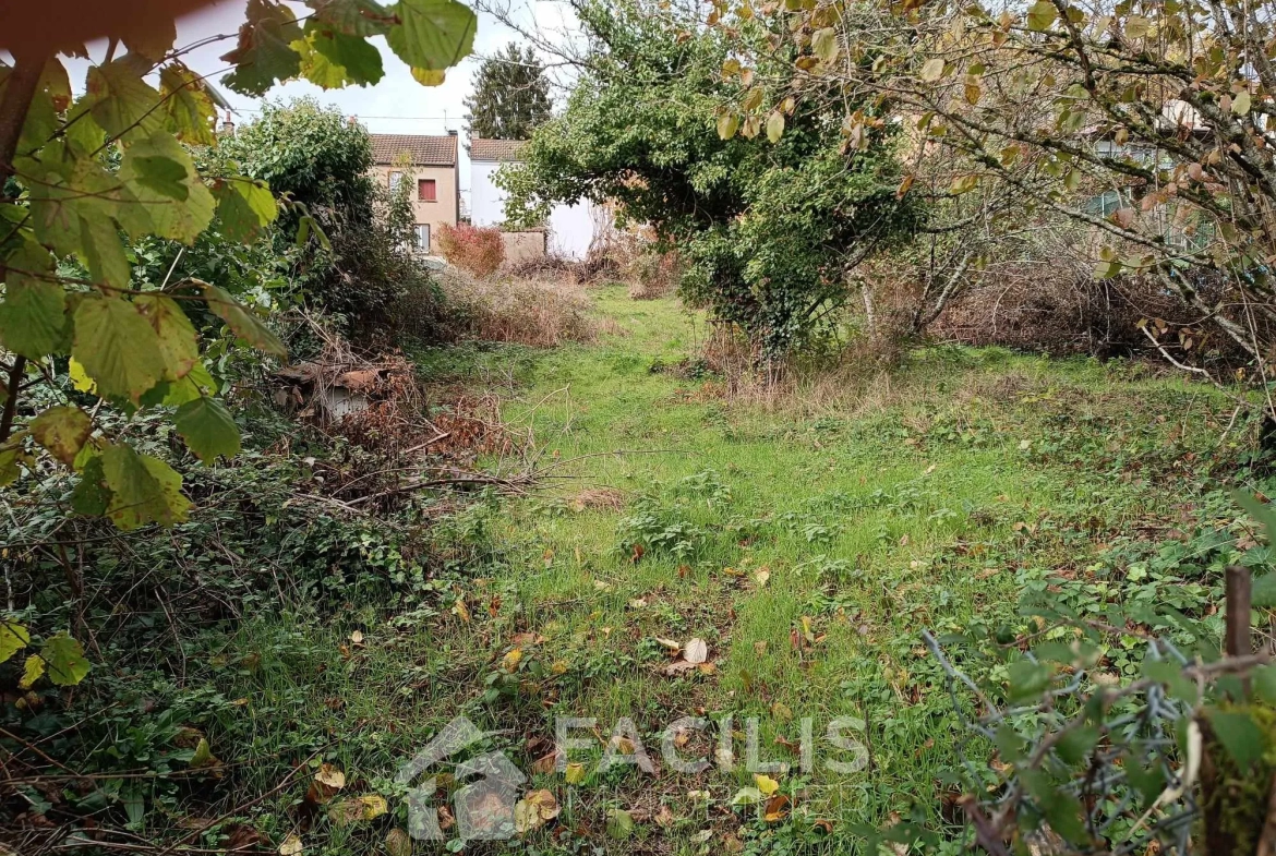 Terrain constructible de 791 m2 à vendre sur Le Creusot 