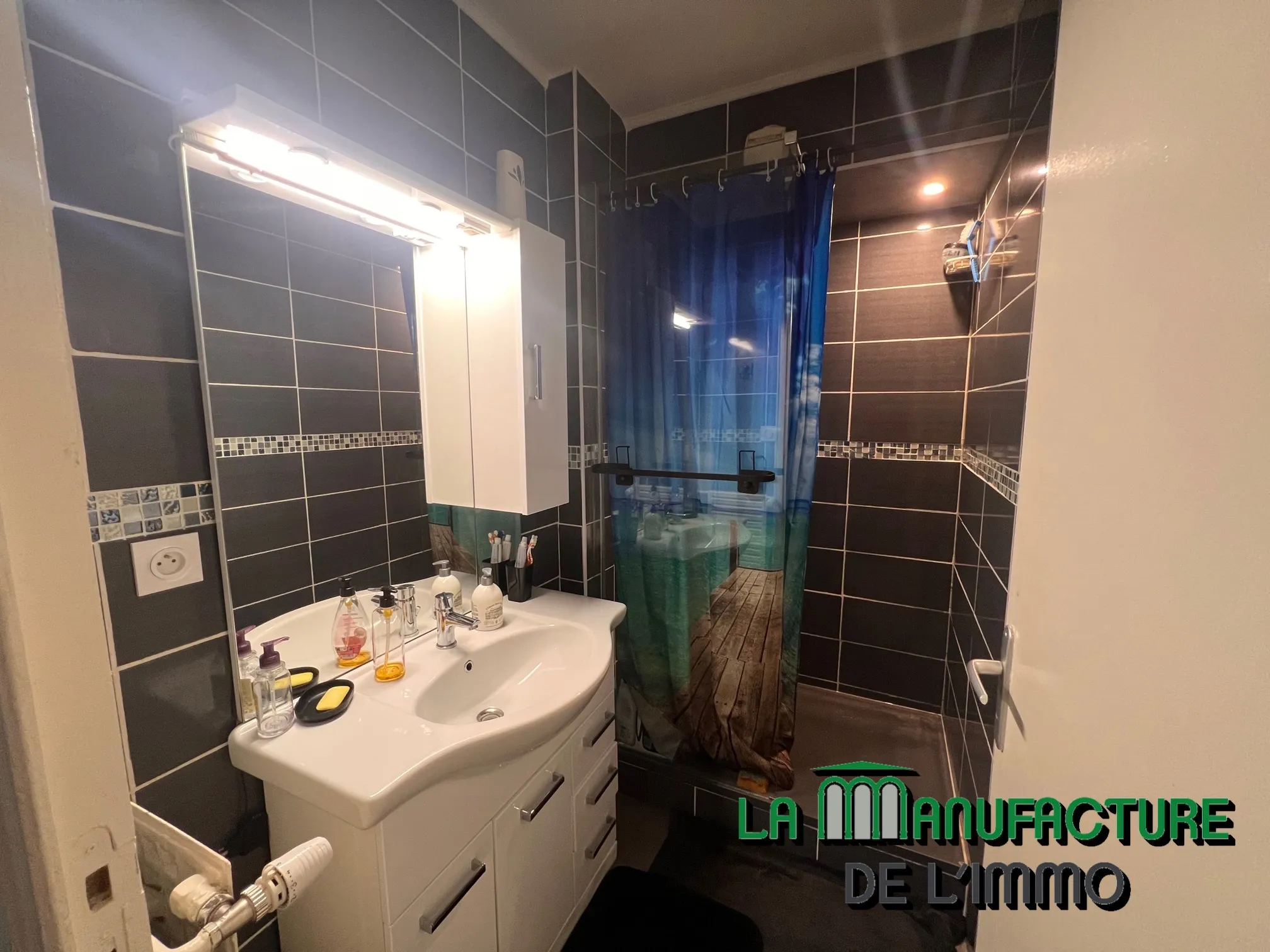 SAINT-ETIENNE / LA COTONNE - F2 Apartment with Tenants - 54,900€ 