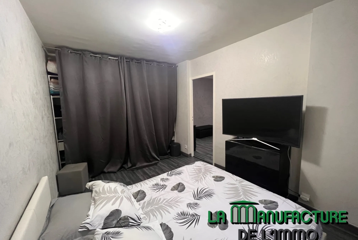 SAINT-ETIENNE / LA COTONNE - F2 Apartment with Tenants - 54,900€ 