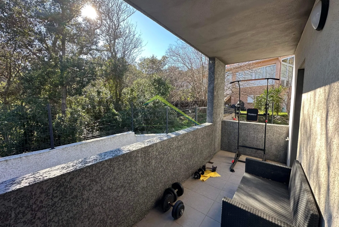 Appartement T2 à Bastia avec terrasse et parking 