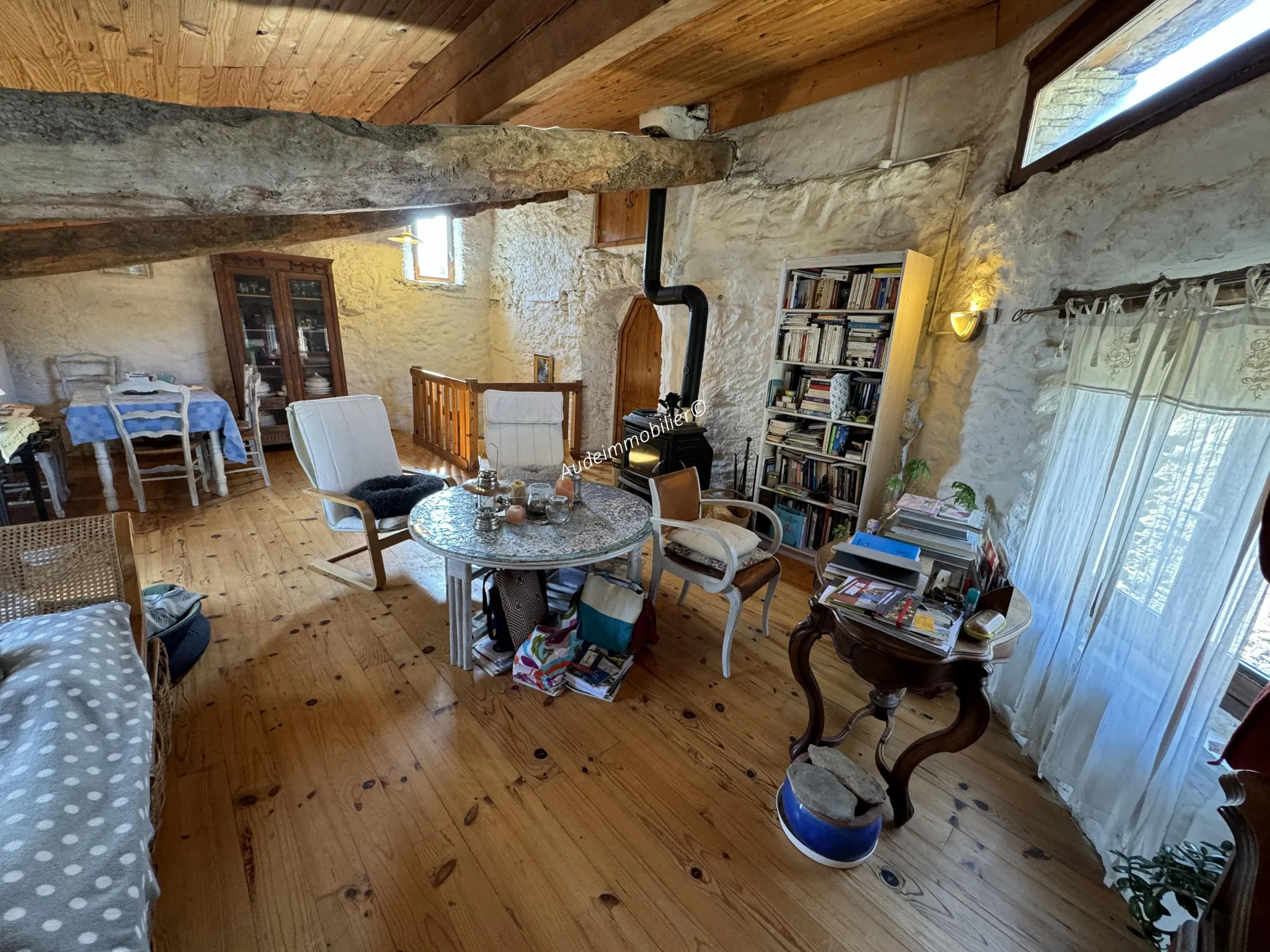 Maison de village en pierres avec jardin et terres à Limoux 