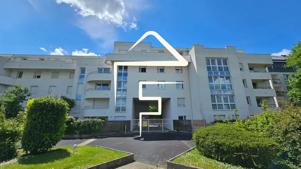 Appartement T3/T4 à Nantes avec terrasse et double garage