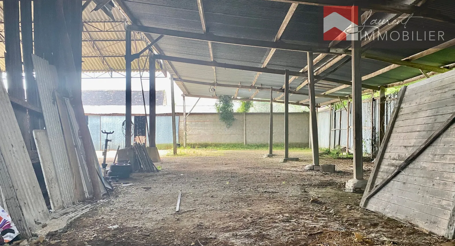 Ancienne ferme lumineuse avec 4 chambres à Simandre 