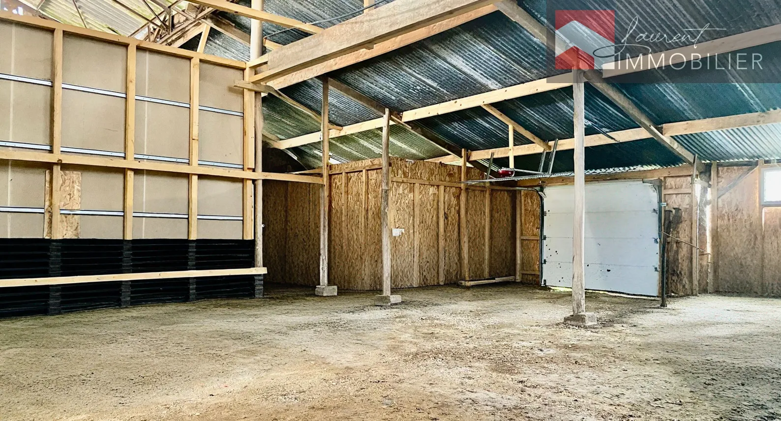 Ancienne ferme lumineuse avec 4 chambres à Simandre 