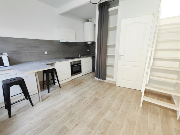 Maison de courée à Lille avec chambre en mezzanine