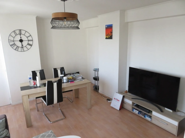 Appartement F3 à Dunkerque avec Terrasse et Parking