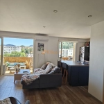 Appartement T3 à Mandelieu Capitou avec Belle Terrasse et Parking Privé