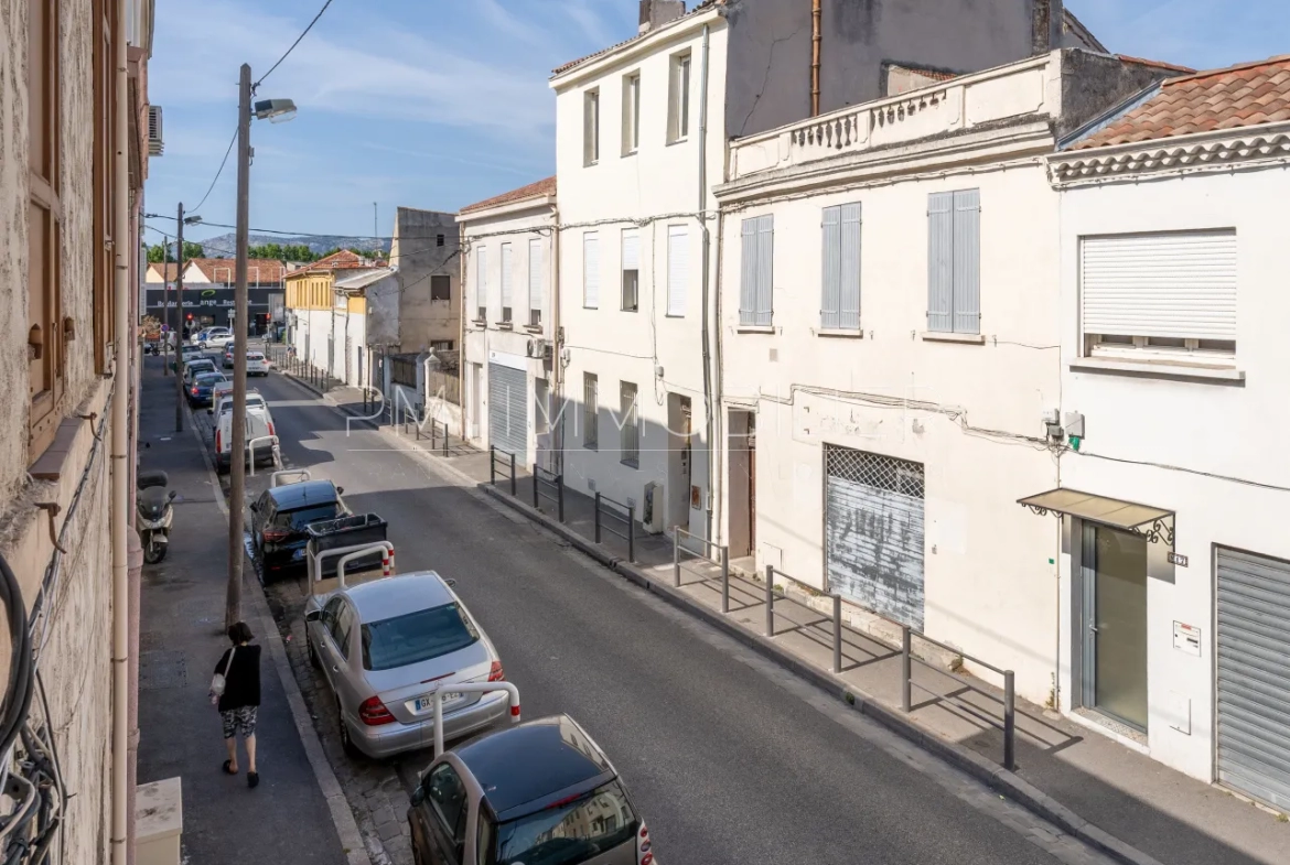 Duplex Charmant de 38m2 à Marseille - Capelette 