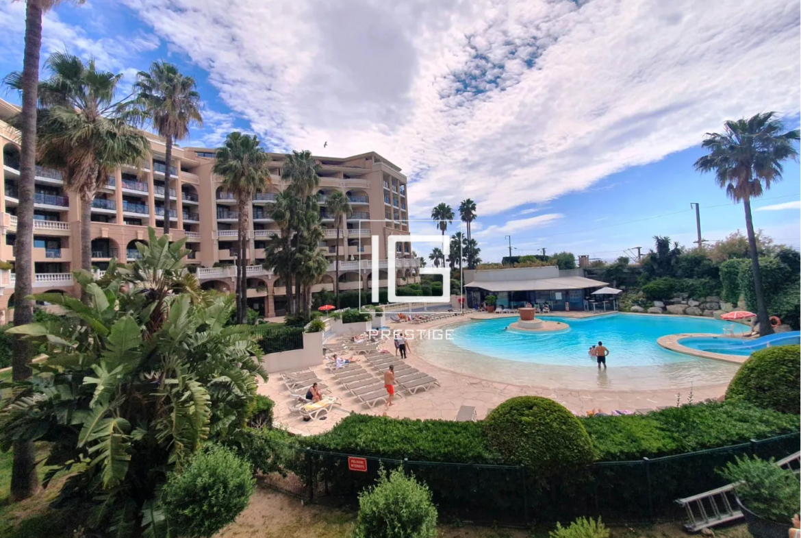 Appartement 2 pièces avec parking dans résidence sécurisée à Cannes 