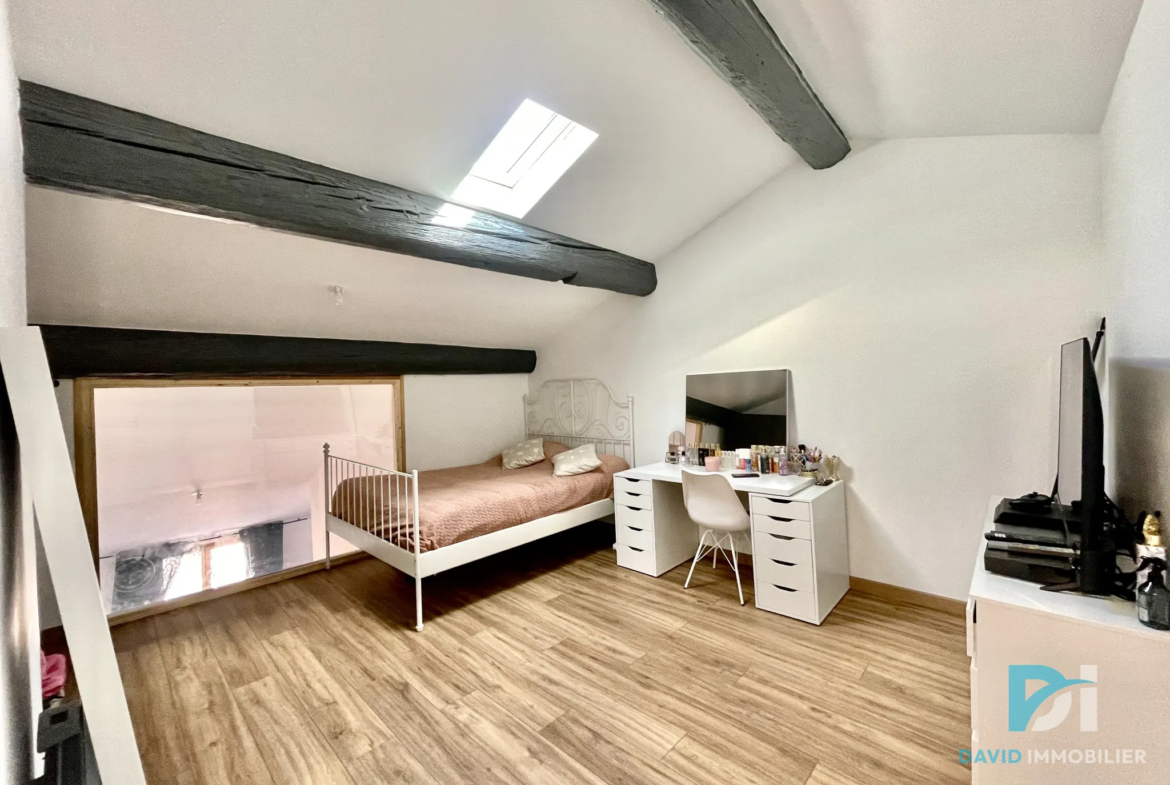 Appartement Duplex T4 85 m2 Rénové à Béziers 