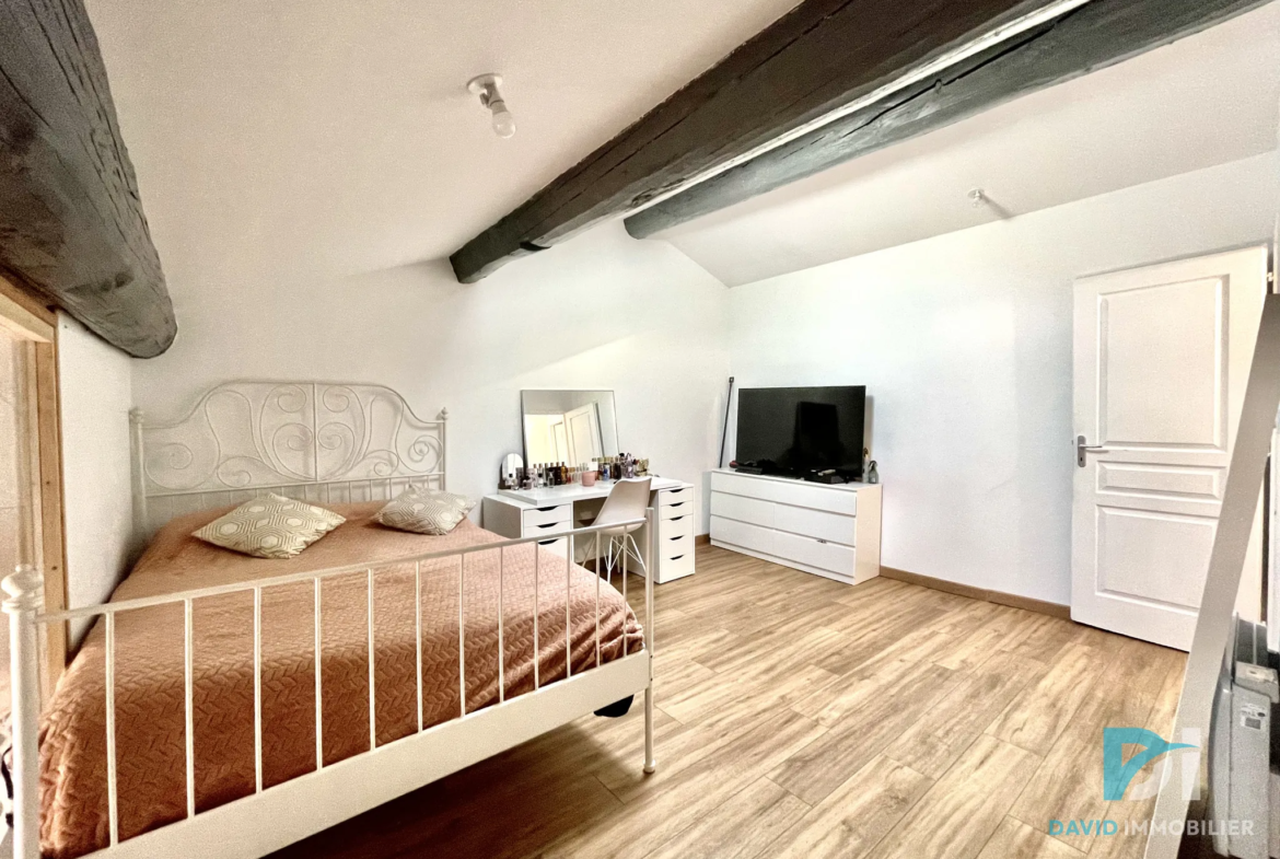 Appartement Duplex T4 85 m2 Rénové à Béziers 