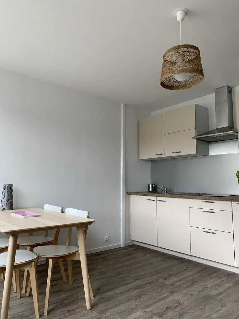 Studio meublé à vendre au cœur de Caen - Investissement locatif 