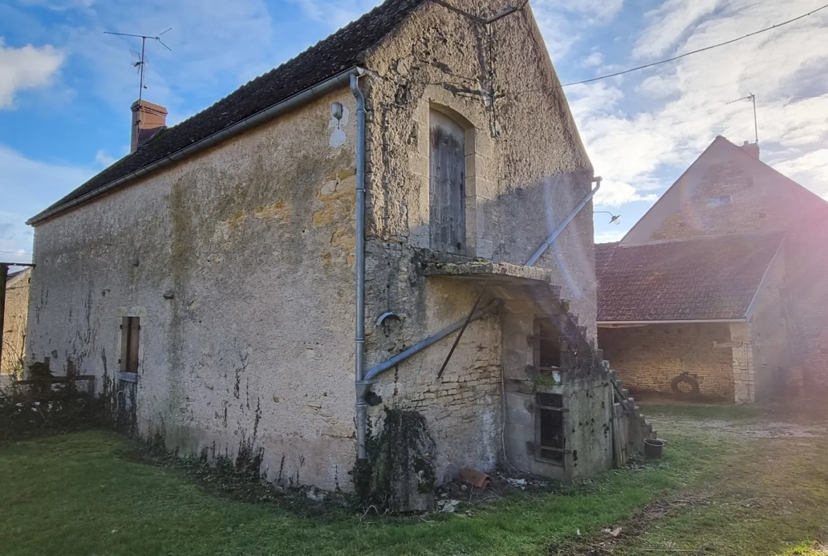 Maison à Rénover avec Dépendances à Trucy l'orgueilleux 