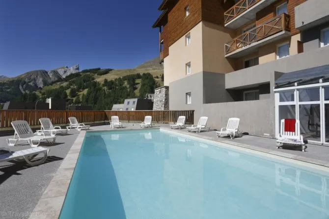 Appartement 2 chambres avec piscine à La Foux d'Allos 