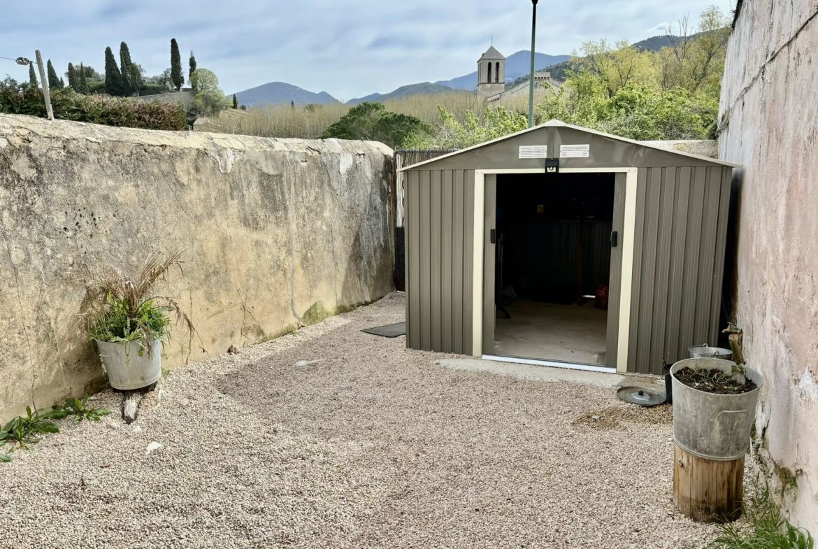 Maison de village avec extérieurs à Malaucène 