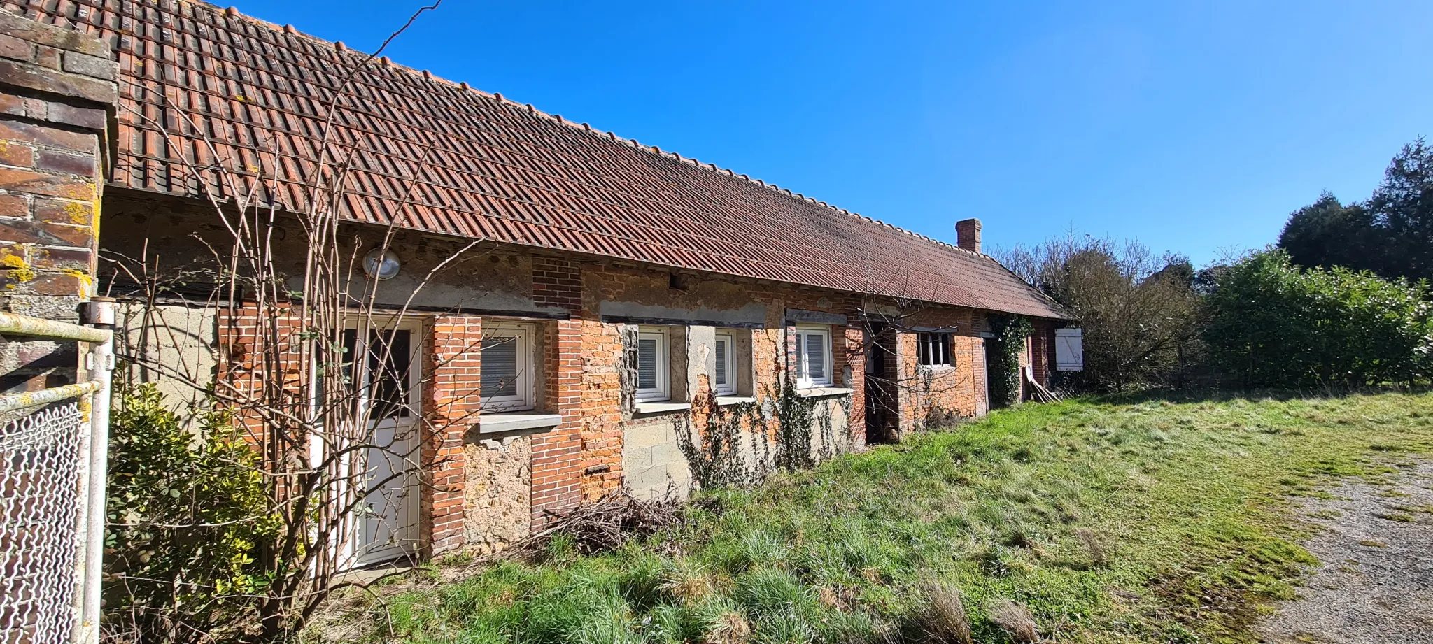 Maison à rénover (120 m2 potentiel habitable) - Chartres et 25 km, OUEST 