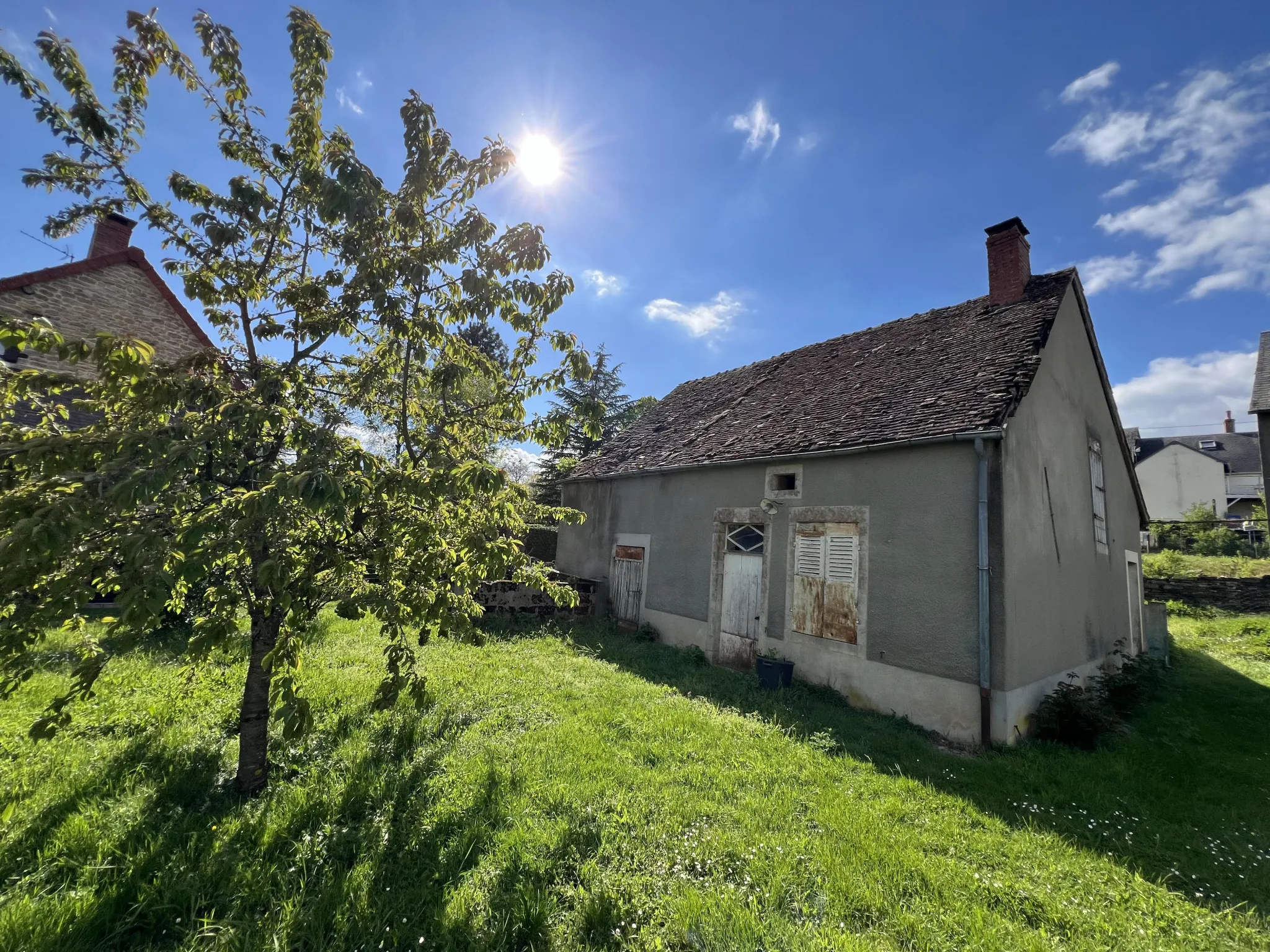 Maison 4 pièces à Montapas avec jardin et annexes 