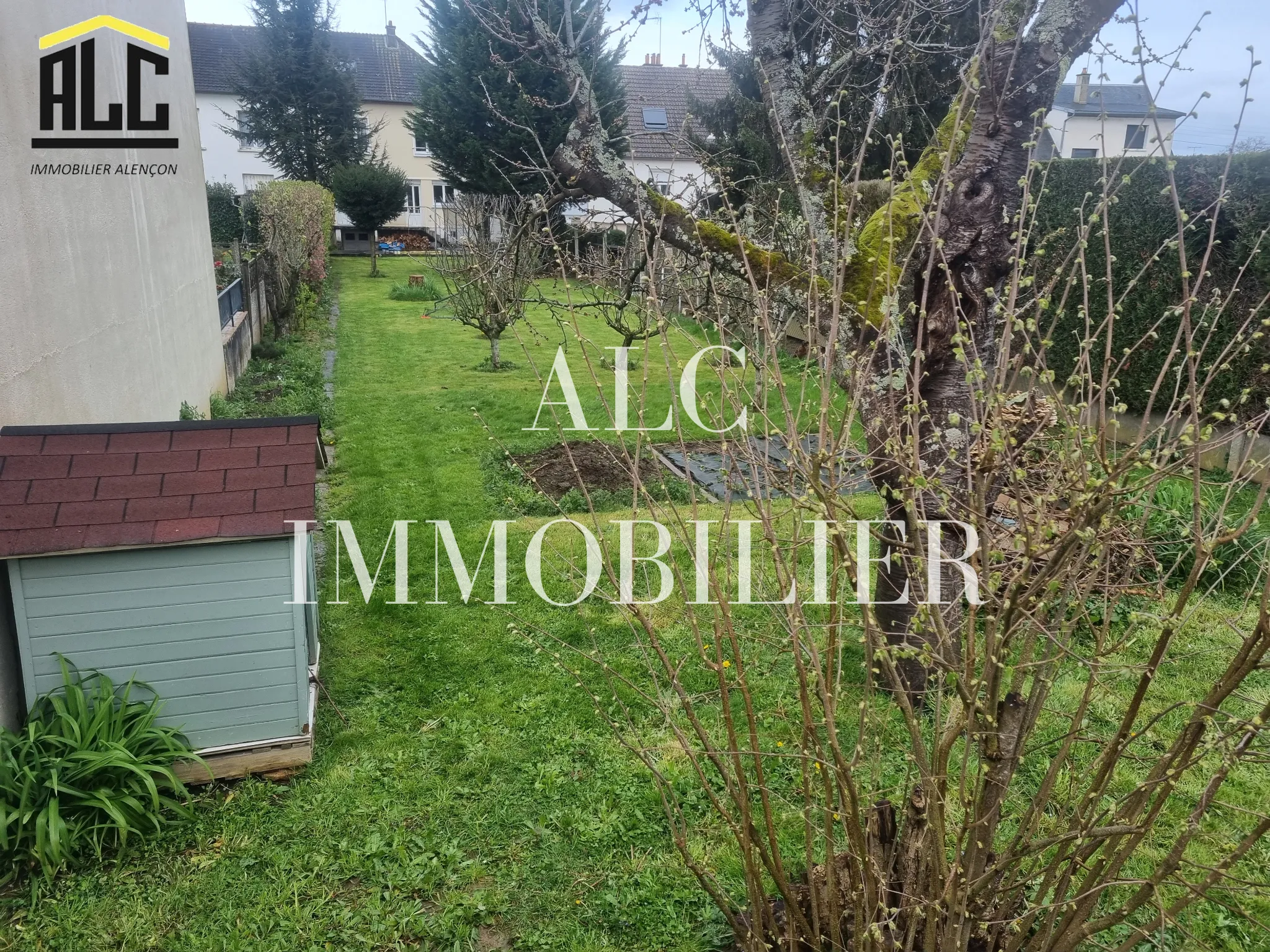 Terrain Constructible à Alençon de 330m2 