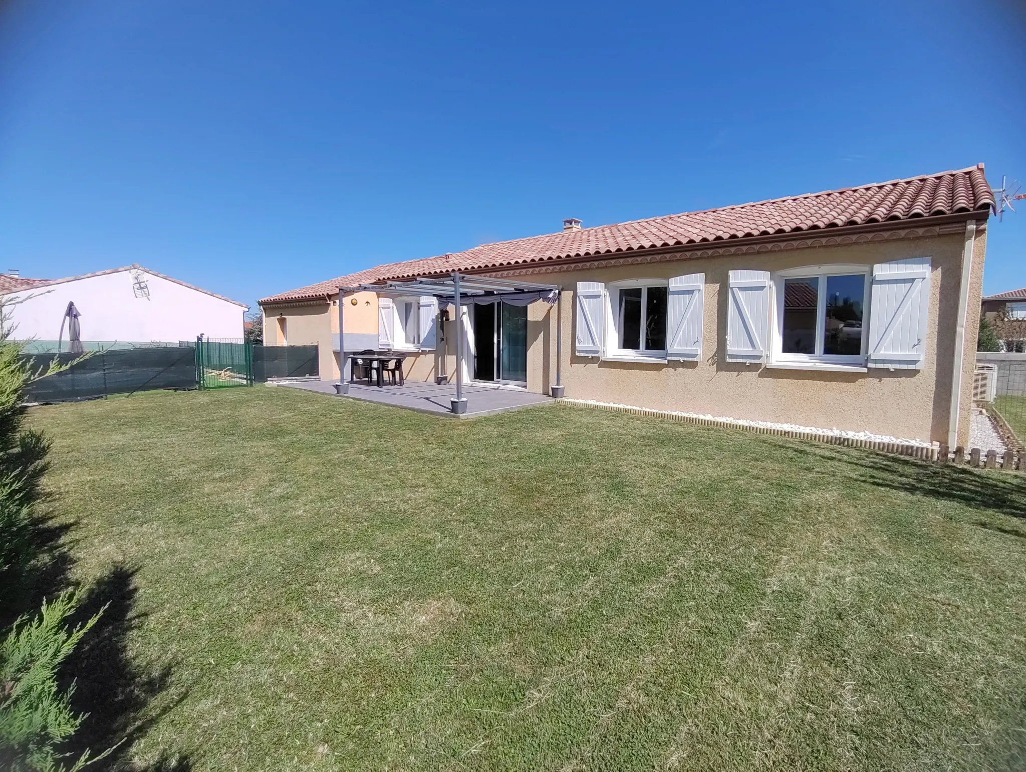 Vente - Villa de plain-pied à Viviers-Les-Montagnes 