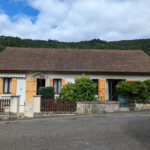 Maison individuelle avec 3 chambres à Laval de Cere