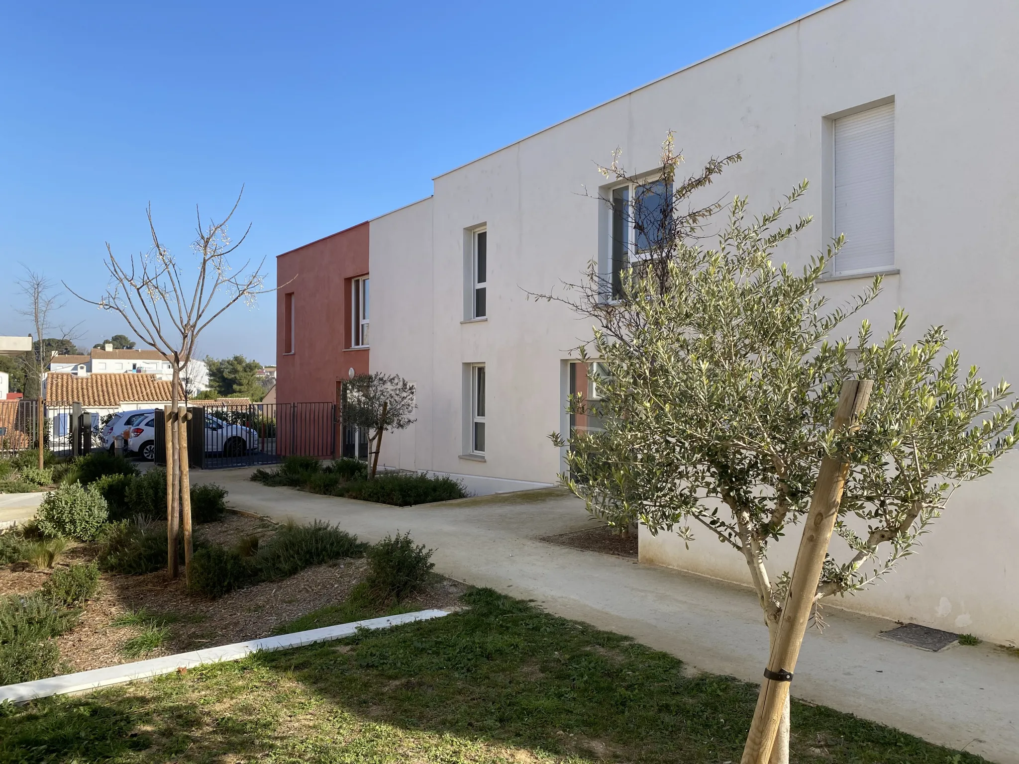 Appartement récent, T3 avec jardin et parking, à Montpellier 