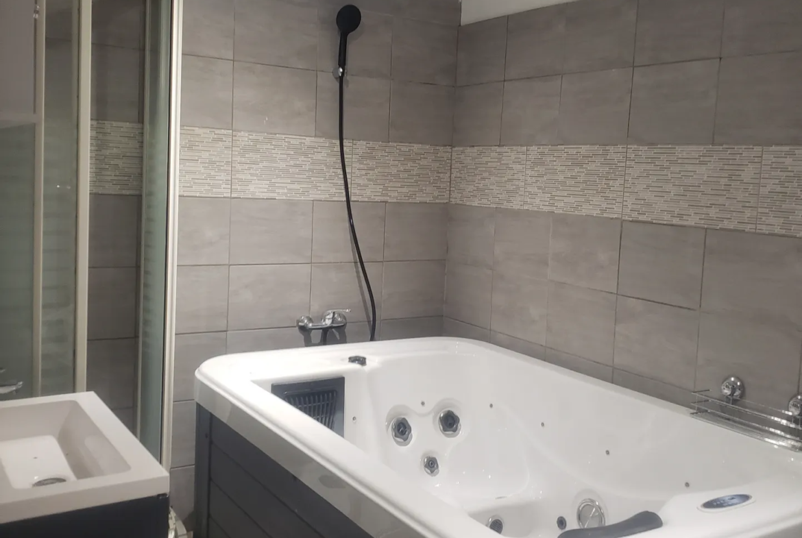 Maison 155 m2 avec jacuzzi à proximité de l'Aigle 