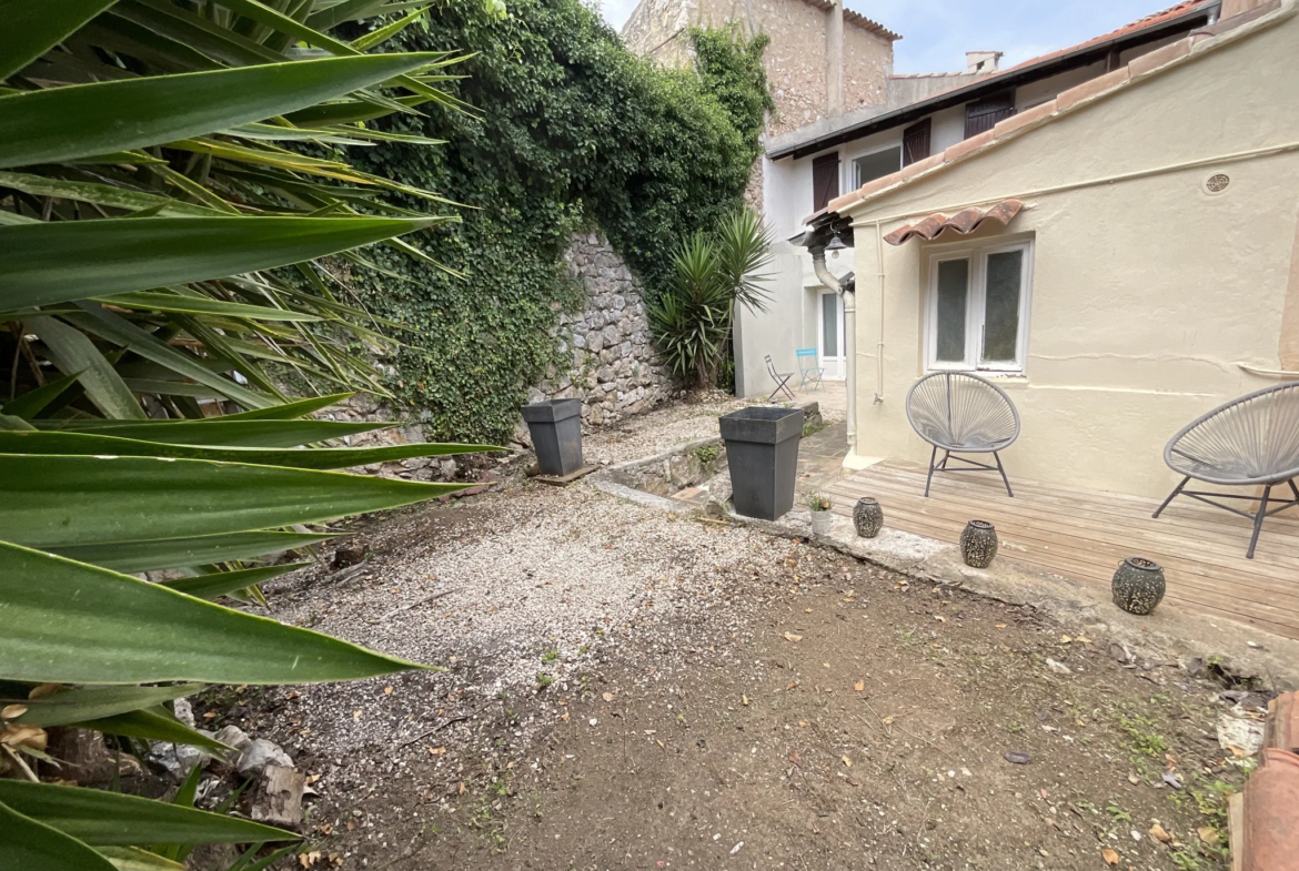 Maison de Village avec Jardin à La Gaude 