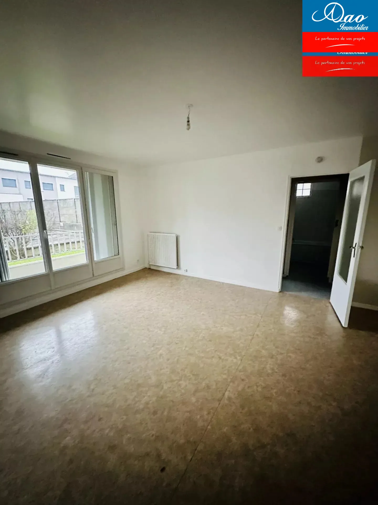 Appartement de type 2 à rénover avec parking à Troyes 