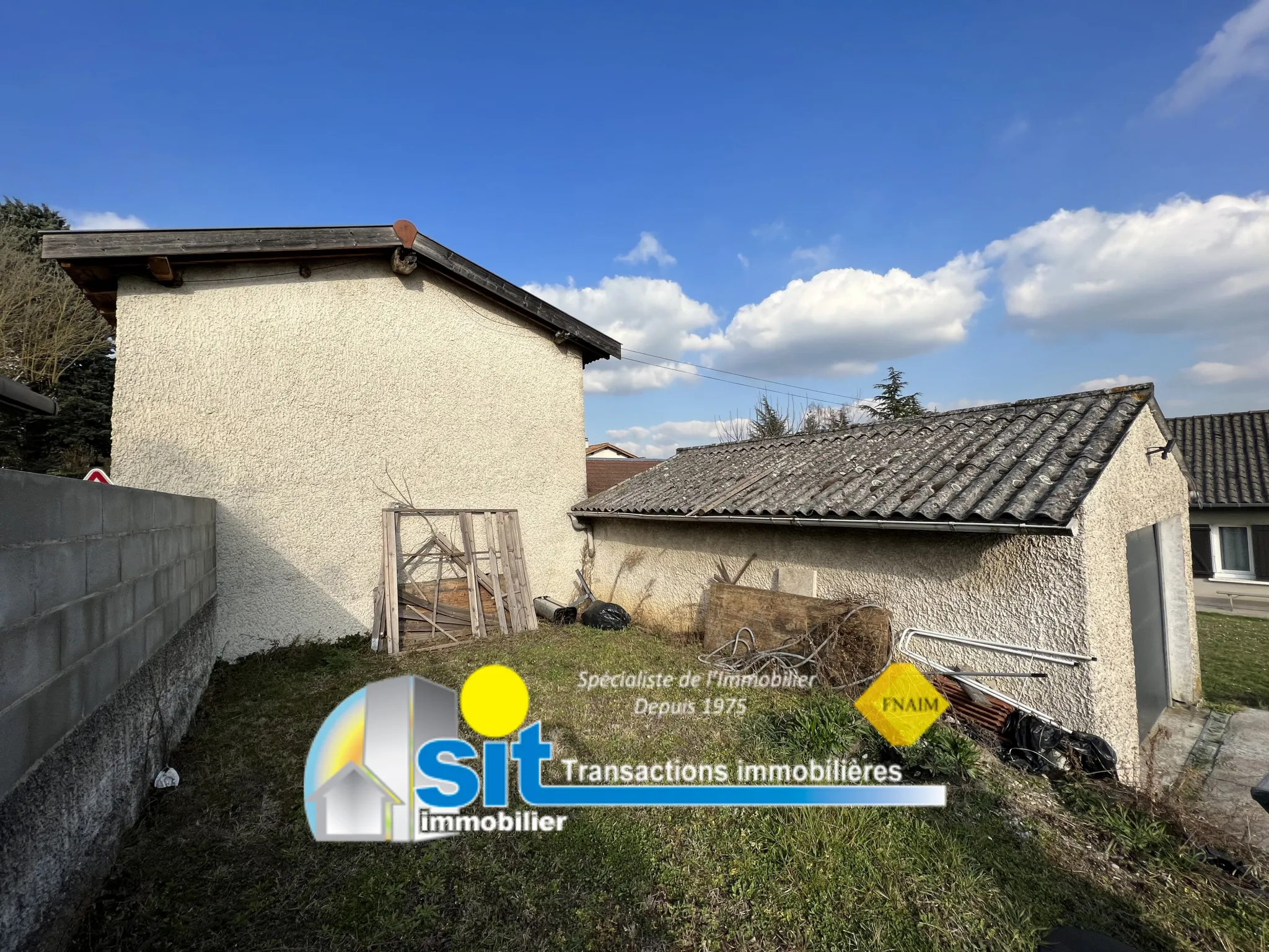 Sale - Maisonette to Renovate in Chonas l'amballan 