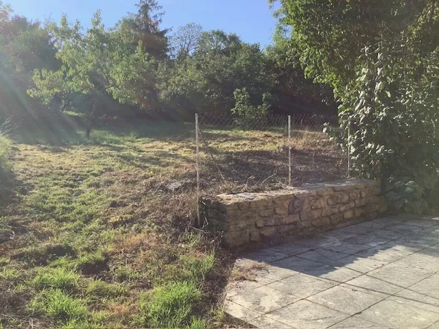 Maison en pierre avec vue à Sainte Colombe 